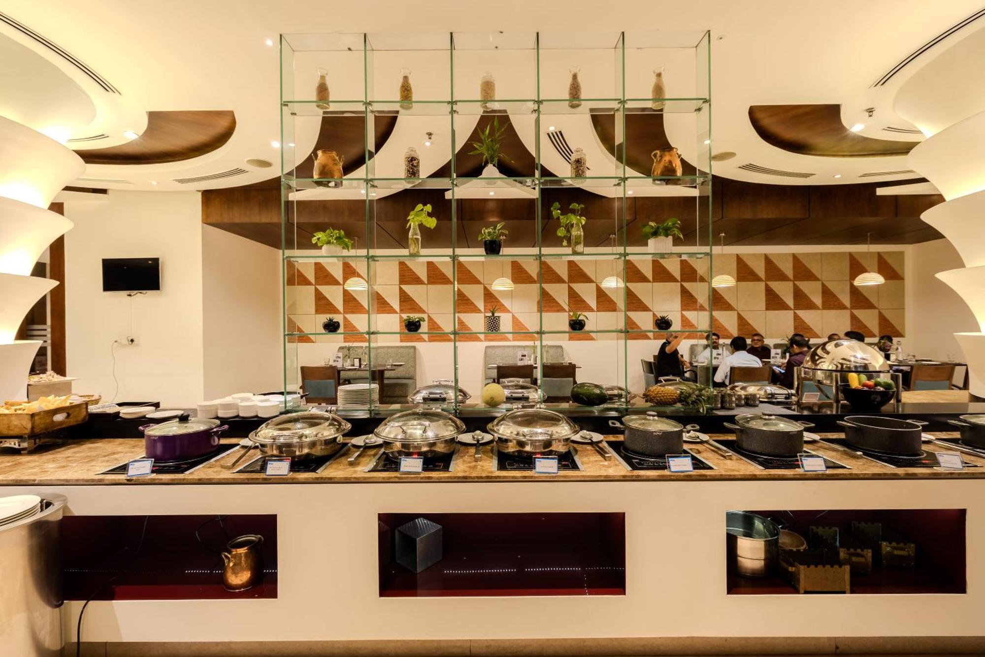 Olive Downtown Hotel Kochi Exterior photo
