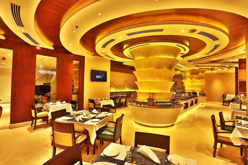Olive Downtown Hotel Kochi Exterior photo
